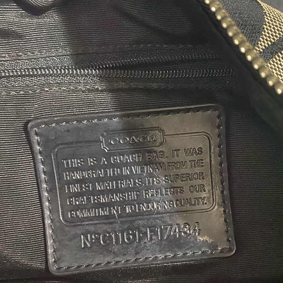 Coach purse and wallet - Picture 4 of 4